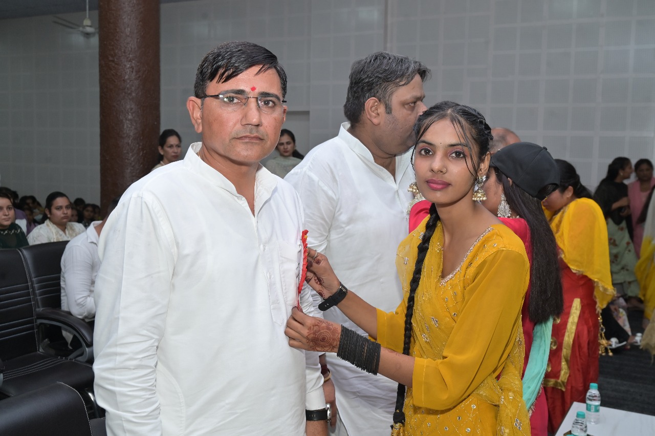 WhatsApp Image 2025-09-20 at 8.17.50 PM (1)